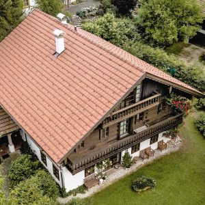 Dachsanierung Ziegel Bauernhaus essl-dach slider