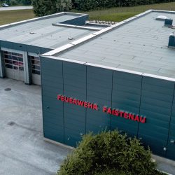 Feuerwehr Faistenau Falchdach Fassade Essl-dach slider