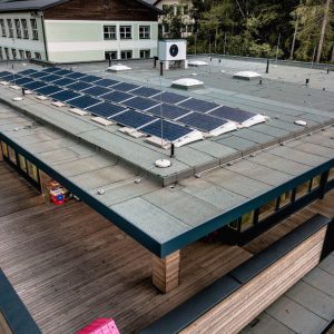 Kindergarten Flachdach Photovoltaik essl-dach (2)